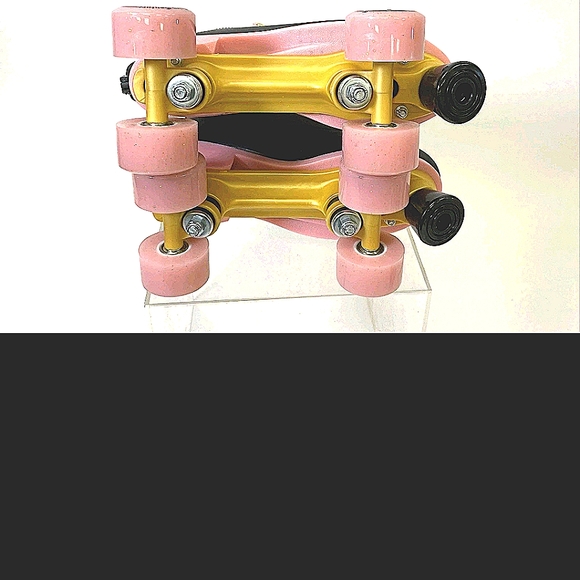 New! Box!Juicy Couture Black Skates with Pink-These Fit Adult UpTo Size 7-8.5 - Picture 6 of 10